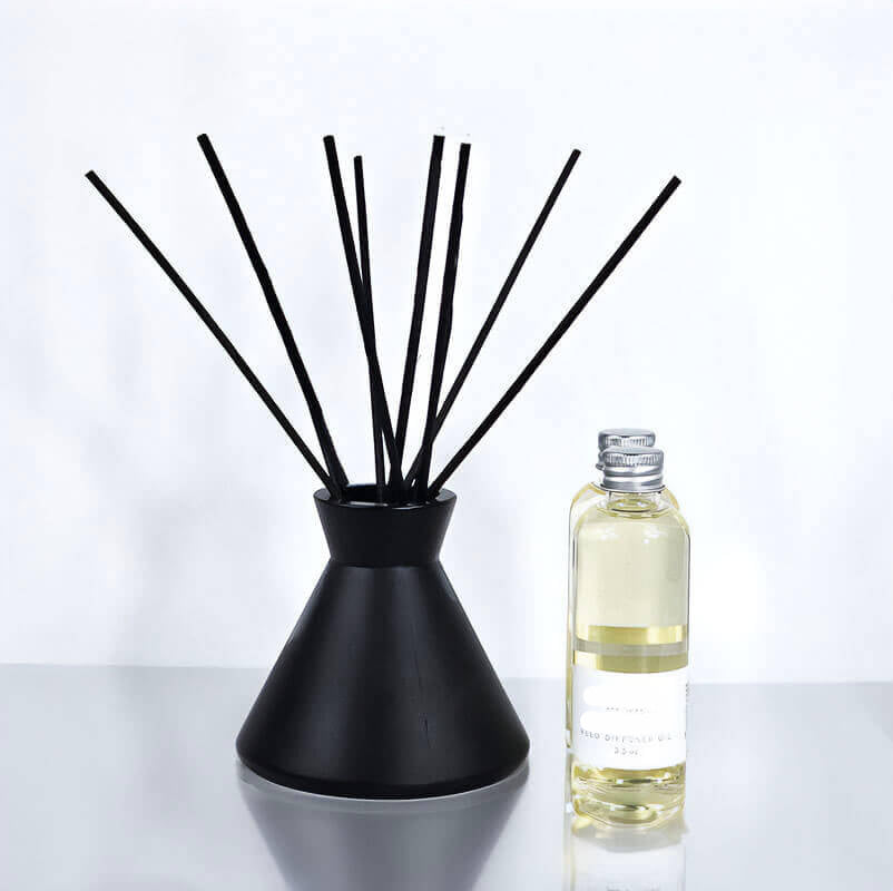 https://cdn.shopify.com/s/files/1/0745/5388/4994/files/Modern-Home-Decor-Diffuser-SaFiSpa.jpg?v=1723483078